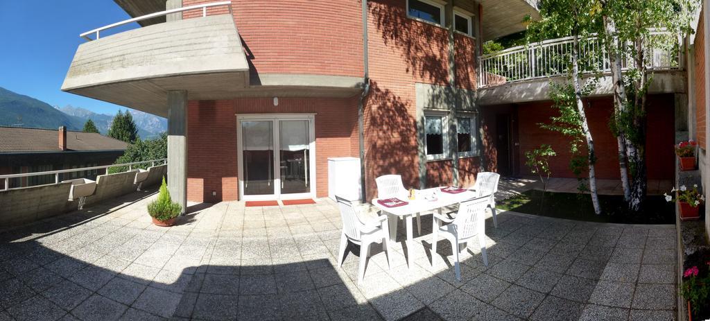 La Betulla Appartamento Confortevole Wifi E Parking Free Aosta Kültér fotó