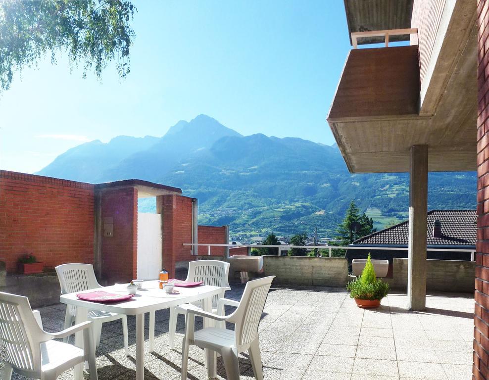 La Betulla Appartamento Confortevole Wifi E Parking Free Aosta Kültér fotó